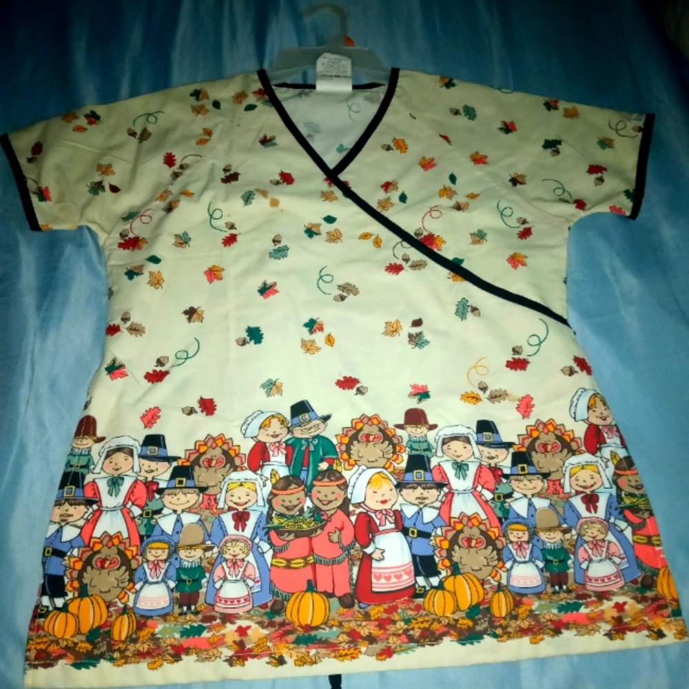 Fall/ Thanksgiving Theme Scrub Top 🦃